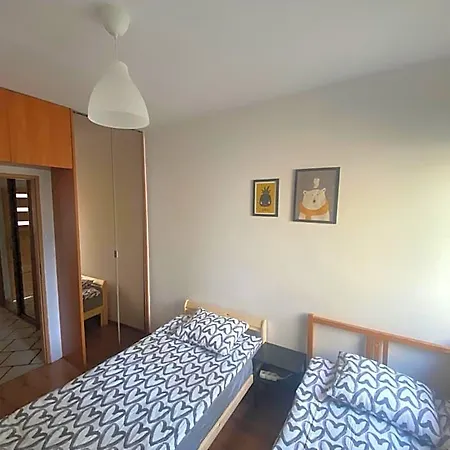 Hostel Bora-komorowskiego *